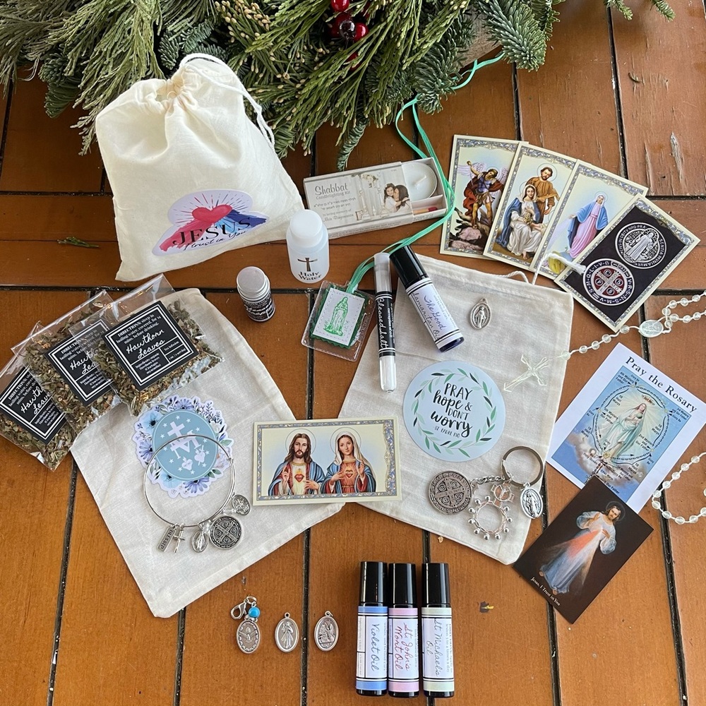 Three Days of Darkness Kit / Travel-size Altar in a Bag